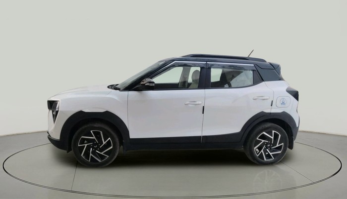 2025 Mahindra XUV 3XO AX7 1.5 Turbo Diesel, Diesel, Manual, 27,487 km, exterior