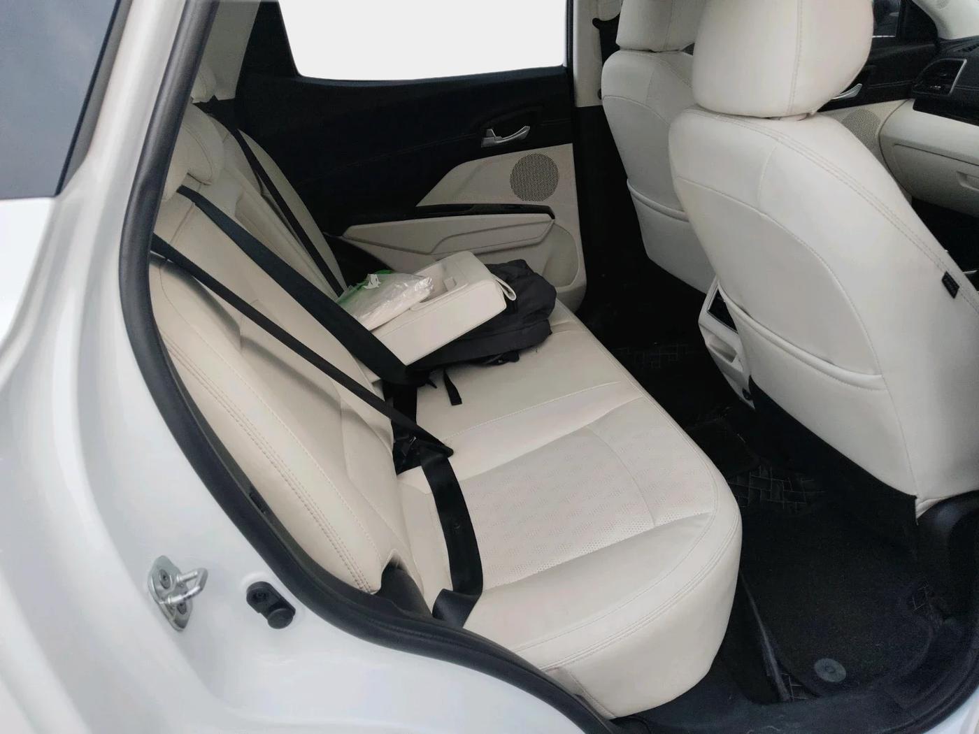 2025 Mahindra XUV 3XO AX7 1.5 Turbo Diesel, Diesel, Manual, 27,487 km, interior