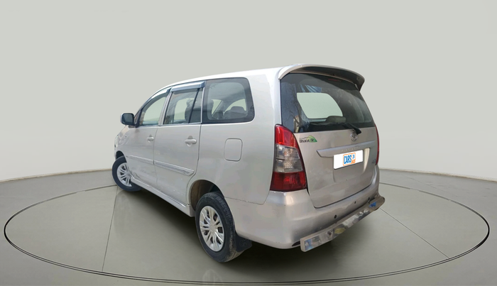 2013 Toyota Innova 2.5 GX 8 STR, Diesel, Manual, 2,50,762 km, exterior