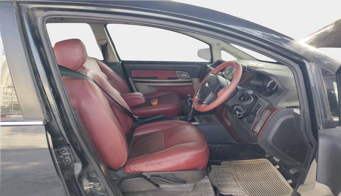 2011 Tata Aria PLEASURE 4X2, Diesel, Manual, 71,080 km, interior