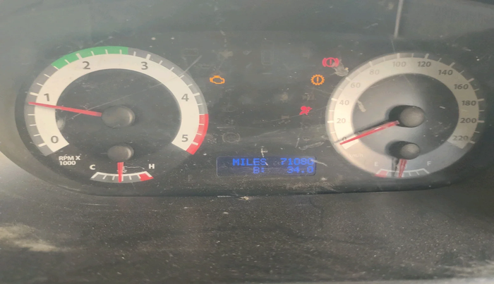 2011 Tata Aria PLEASURE 4X2, Diesel, Manual, 71,080 km, interior