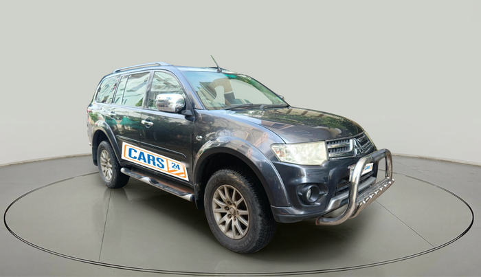 2015 Mitsubishi Pajero Sport 2.5 AT 4X2, Diesel, Automatic, 98,482 km, exterior