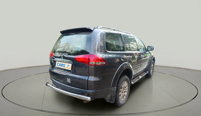 2015 Mitsubishi Pajero Sport 2.5 AT 4X2, Diesel, Automatic, 98,482 km, exterior