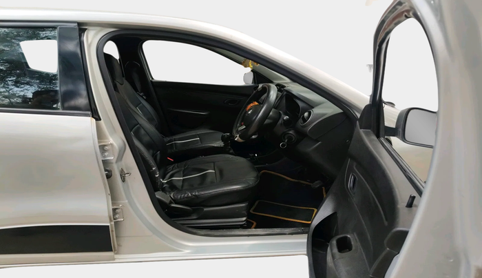 2018 Renault Kwid RXL, Petrol, Manual, 65,750 km, interior