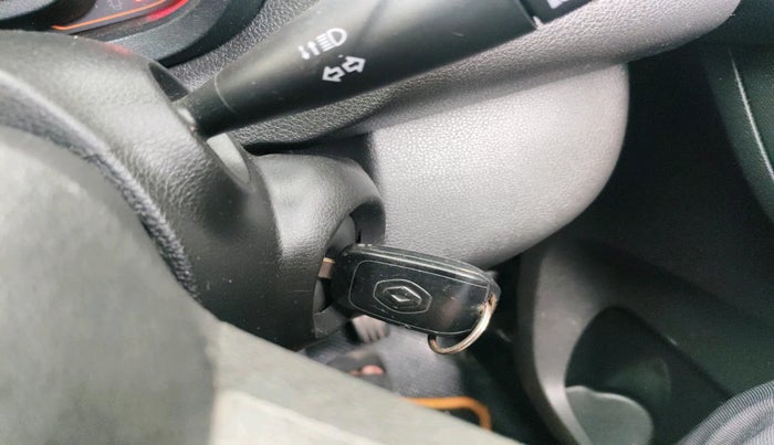 2018 Renault Kwid RXL, Petrol, Manual, 65,750 km, interior