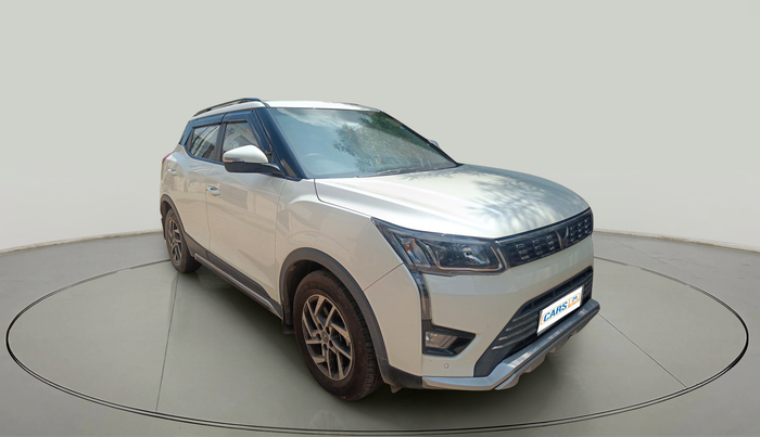 2023 Mahindra XUV300 W8 (O) 1.5 DIESEL AMT, Diesel, Automatic, 14,034 km, exterior