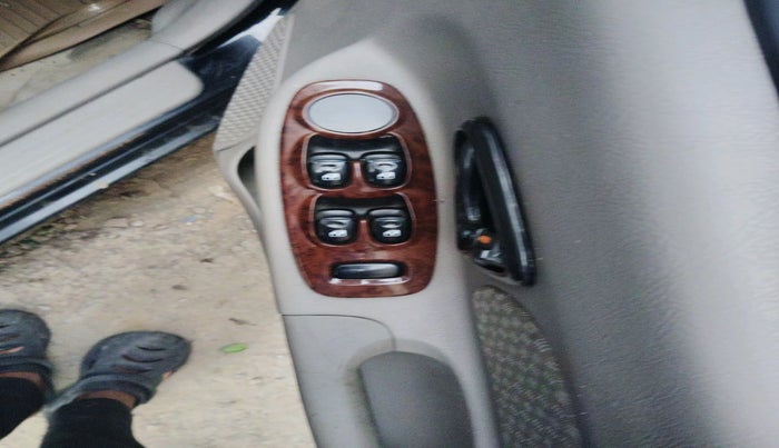 2012 Hyundai Accent EXECUTIVE, Petrol, Manual, 82,046 km, interior