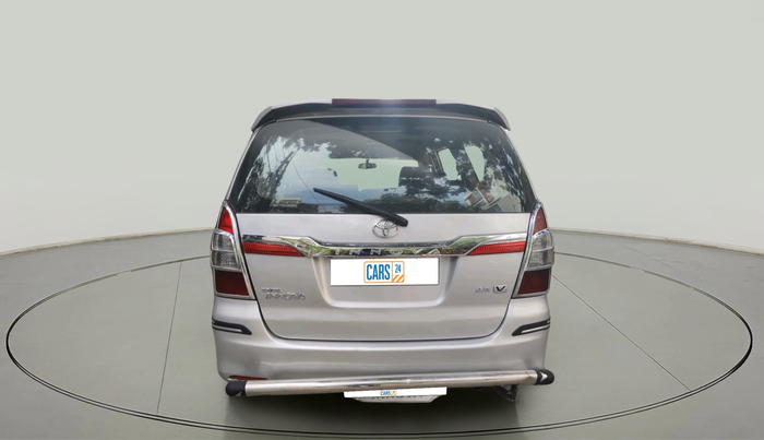 2014 Toyota Innova 2.5 VX 8 STR, Diesel, Manual, 2,35,450 km, exterior