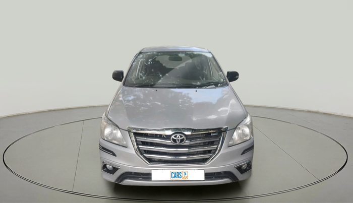 2014 Toyota Innova 2.5 VX 8 STR, Diesel, Manual, 2,35,450 km, exterior