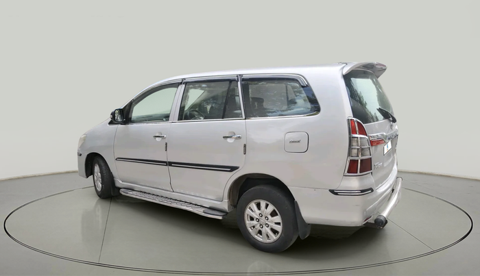 2014 Toyota Innova 2.5 VX 8 STR, Diesel, Manual, 2,35,450 km, exterior