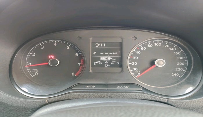 2014 Volkswagen Polo COMFORTLINE 1.2L, Petrol, Manual, 85,034 km, interior