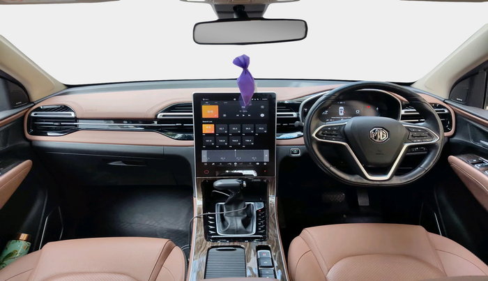 2023 MG HECTOR PLUS SHARP PRO 1.5 PETROL TURBO CVT 7 STR, Petrol, Automatic, 13,831 km, interior