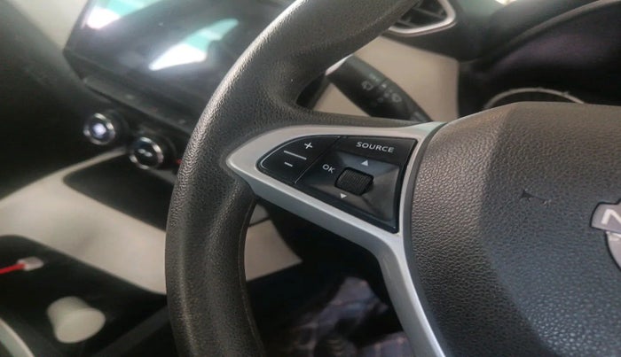 2021 Nissan MAGNITE XV MT, Petrol, Manual, 33,913 km, interior