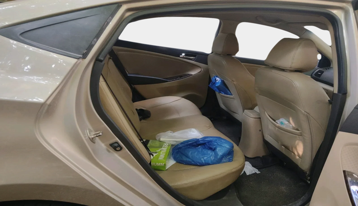 2011 Hyundai Verna FLUIDIC 1.6 VTVT SX, Petrol, Manual, 68,106 km, interior