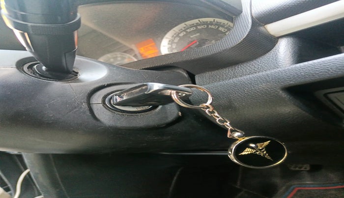 2014 Maruti Swift VXI, Petrol, Manual, 1,59,902 km, interior