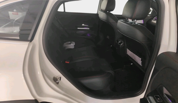 2023 Mercedes Benz GLA Class 220d, Diesel, Automatic, 24,063 km, interior