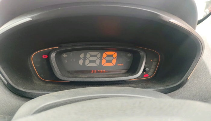 2015 Renault Kwid RXT 0.8, Petrol, Manual, 35,795 km, interior