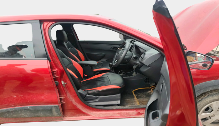2015 Renault Kwid RXT 0.8, Petrol, Manual, 35,795 km, interior