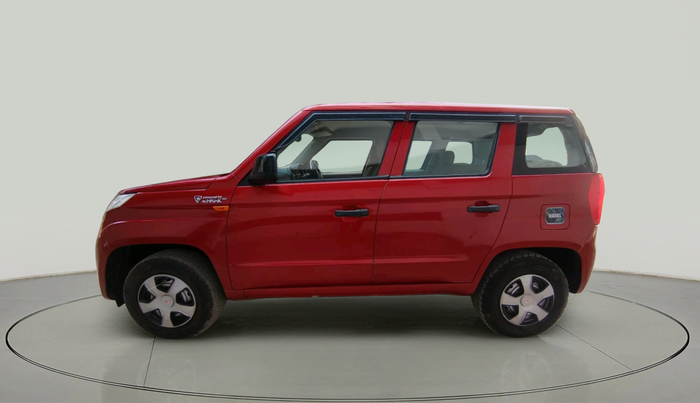 2018 Mahindra TUV300 T4 PLUS, Diesel, Manual, 1,01,200 km, exterior