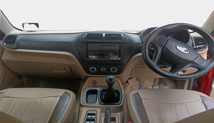 2018 Mahindra TUV300 T4 PLUS, Diesel, Manual, 1,01,200 km, interior
