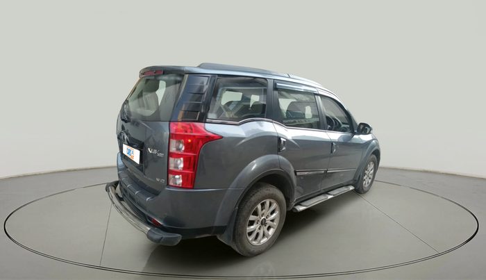 2015 Mahindra XUV500 W10, Diesel, Manual, 1,19,455 km, exterior