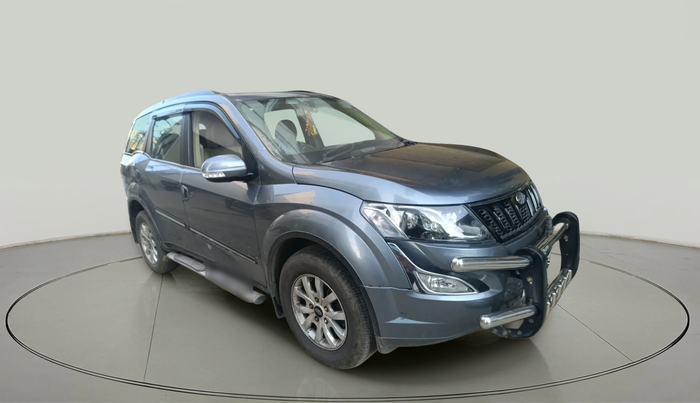 2015 Mahindra XUV500 W10, Diesel, Manual, 1,19,455 km, exterior