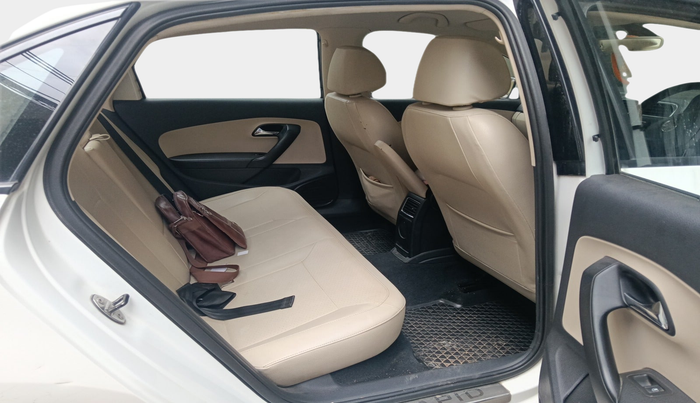 2016 Skoda Rapid STYLE 1.5 TDI, Diesel, Manual, 1,11,282 km, interior