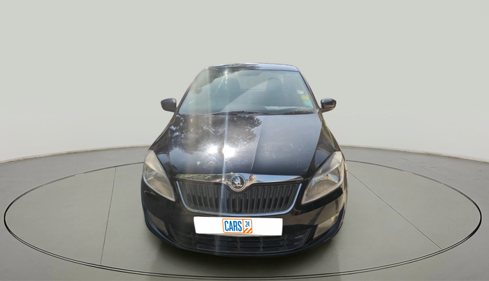 2013 Skoda Rapid AMBITION 1.6 TDI CR MT, Diesel, Manual, 1,58,038 km, exterior