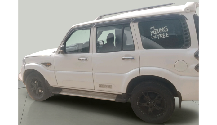 2016 Mahindra Scorpio S10, Diesel, Manual, 1,52,660 km, exterior