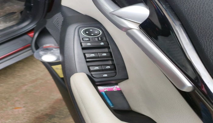 2019 KIA SELTOS HTX 1.5 PETROL, Petrol, Manual, 9,00,000 km, interior