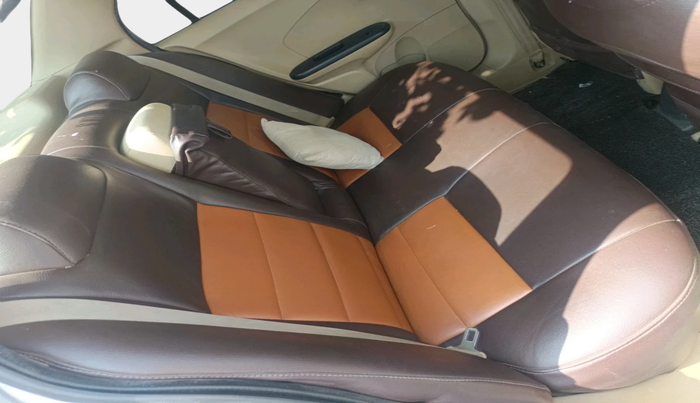 2015 Honda Amaze 1.5L I-DTEC S, Diesel, Manual, 1,28,536 km, interior