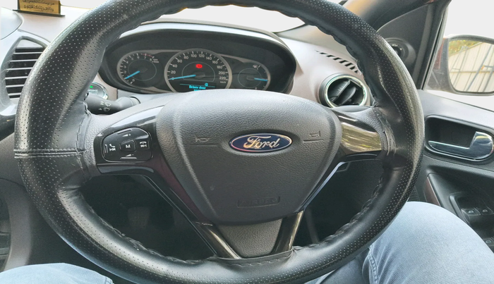 2019 Ford FREESTYLE TITANIUM 1.2 PETROL, Petrol, Manual, 88,000 km, interior