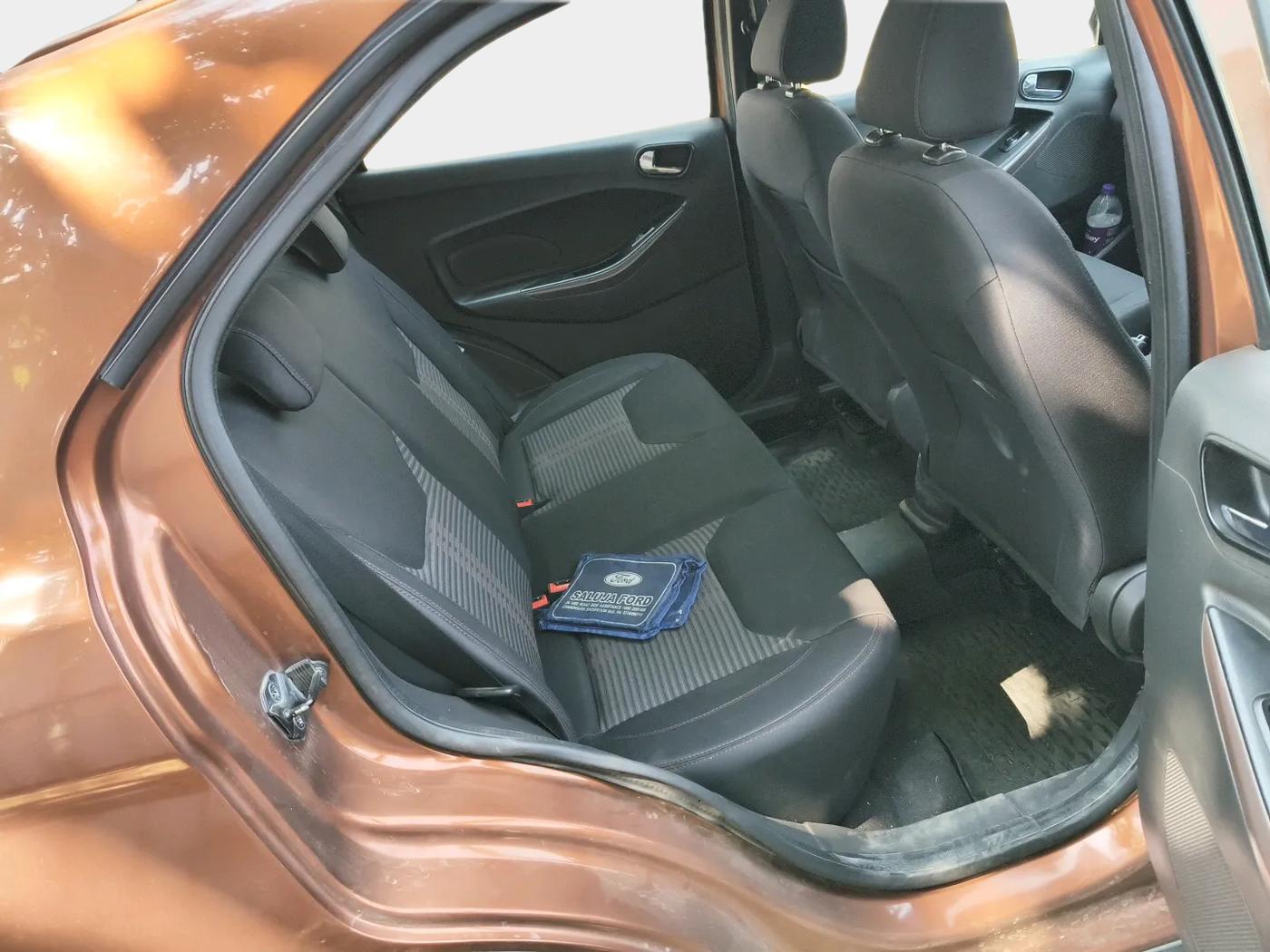 2019 Ford FREESTYLE TITANIUM 1.2 PETROL, Petrol, Manual, 88,000 km, interior