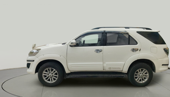 2012 Toyota Fortuner 3.0 4X4 MT, Diesel, Manual, 1,45,586 km, exterior