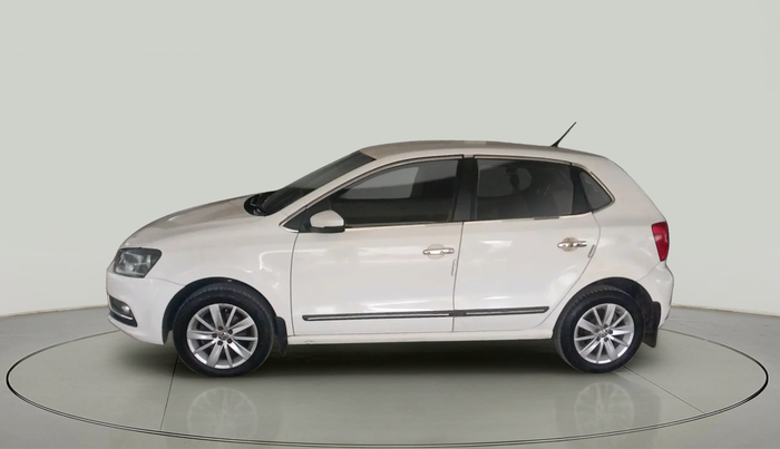 2017 Volkswagen Polo HIGHLINE1.2L, Petrol, Manual, 1,26,054 km, exterior