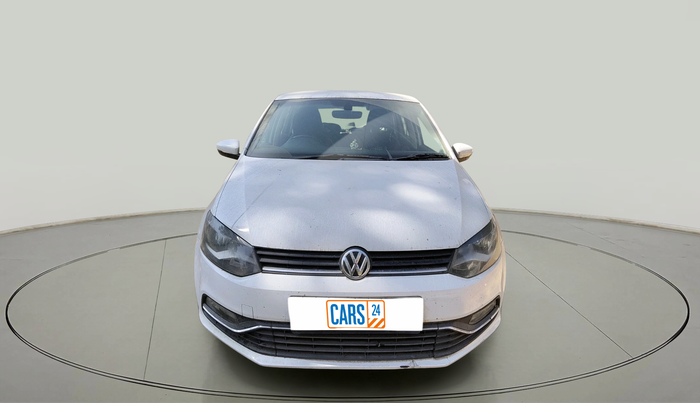 2017 Volkswagen Polo HIGHLINE1.2L, Petrol, Manual, 1,26,054 km, exterior