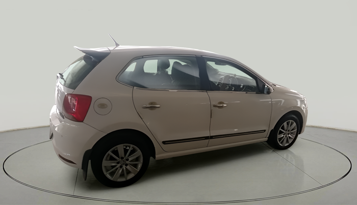 2017 Volkswagen Polo HIGHLINE1.2L, Petrol, Manual, 1,26,054 km, exterior