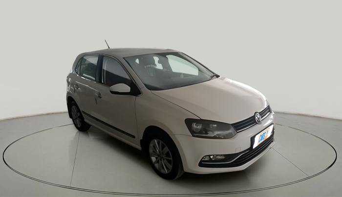 2017 Volkswagen Polo HIGHLINE1.2L, Petrol, Manual, 1,26,054 km, exterior