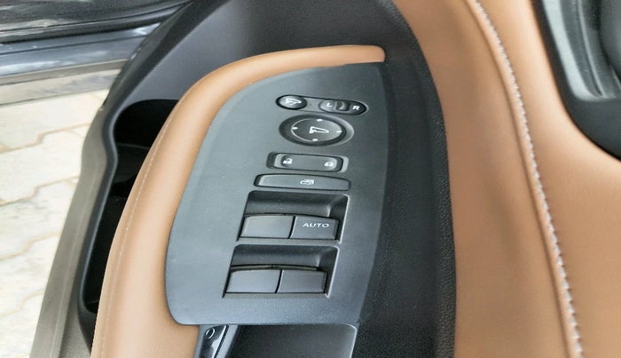 2024 Honda ELEVATE ZX CVT, Petrol, Automatic, 13,951 km, interior