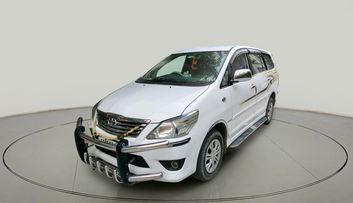 2013 Toyota Innova 2.5 G 7 STR, Diesel, Manual, 2,11,144 km, exterior