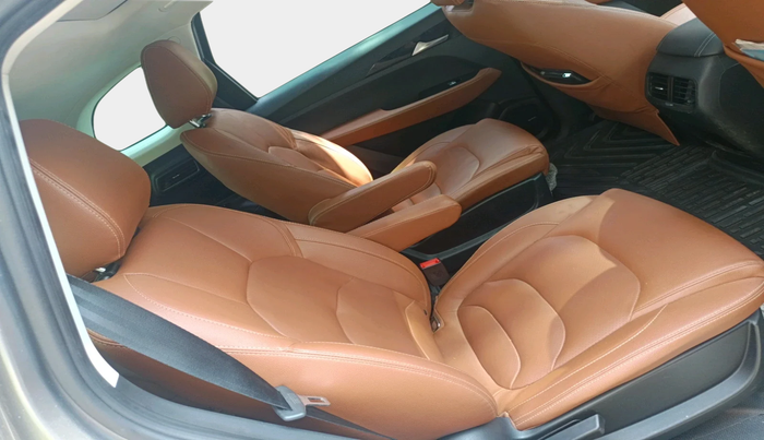 2020 MG HECTOR PLUS SHARP 1.5 PETROL TURBO DCT 6-STR, Petrol, Automatic, 35,882 km, interior