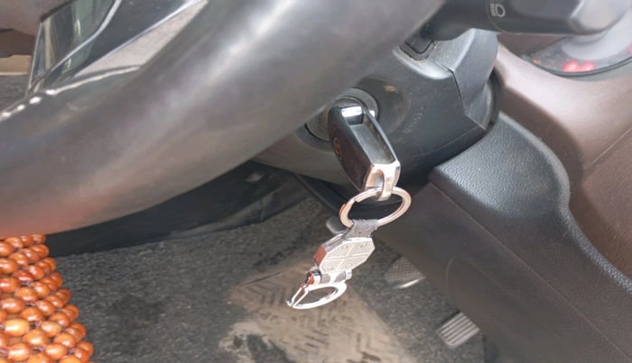 2013 Honda Amaze 1.5L I-DTEC VX, Diesel, Manual, 1,42,547 km, interior