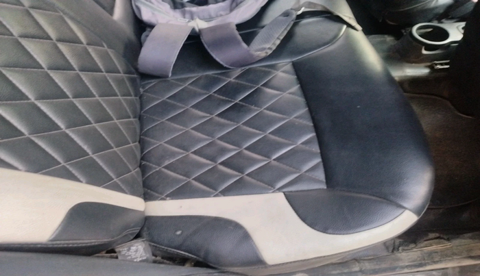 2014 Renault Duster 85 PS RXL DIESEL, Diesel, Manual, 2,17,357 km, interior