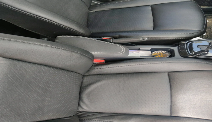 2025 Tata PUNCH Creative Plus AMT, Petrol, Automatic, 7,406 km, interior