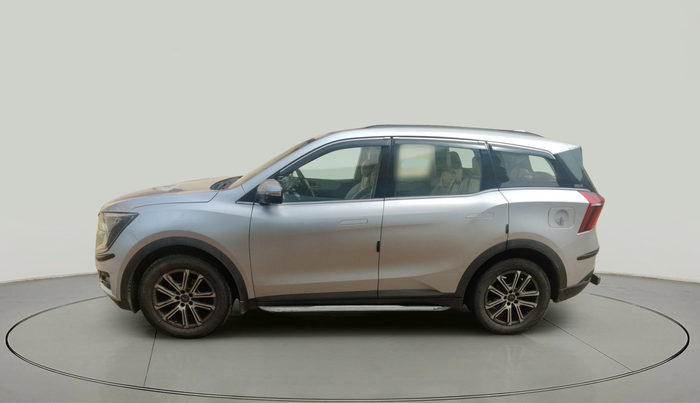 2021 Mahindra XUV700 AX 7 P AT 7 STR, Petrol, Automatic, 1,42,605 km, exterior