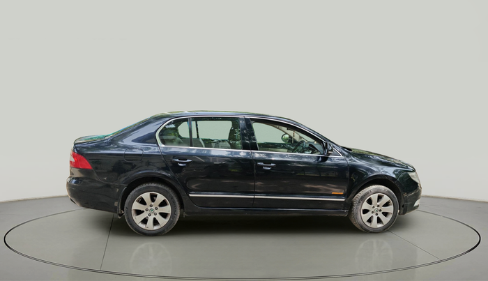 2011 Skoda Superb ELEGANCE 1.8 TSI MT, Petrol, Manual, 1,00,822 km, exterior