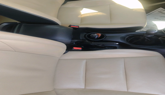 2019 Toyota Innova Crysta 2.4 ZX 7 STR, Diesel, Manual, 1,60,403 km, interior