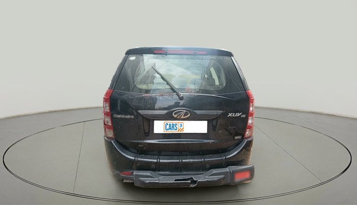 2016 Mahindra XUV500 W6, Diesel, Manual, 96,444 km, exterior