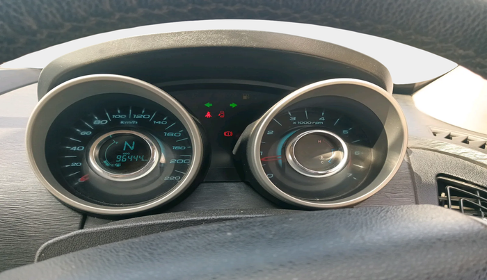 2016 Mahindra XUV500 W6, Diesel, Manual, 96,444 km, interior