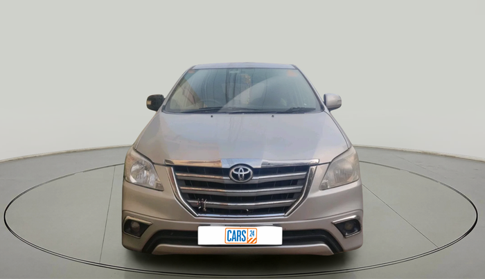2013 Toyota Innova 2.5 VX 8 STR, Diesel, Manual, 1,84,472 km, exterior